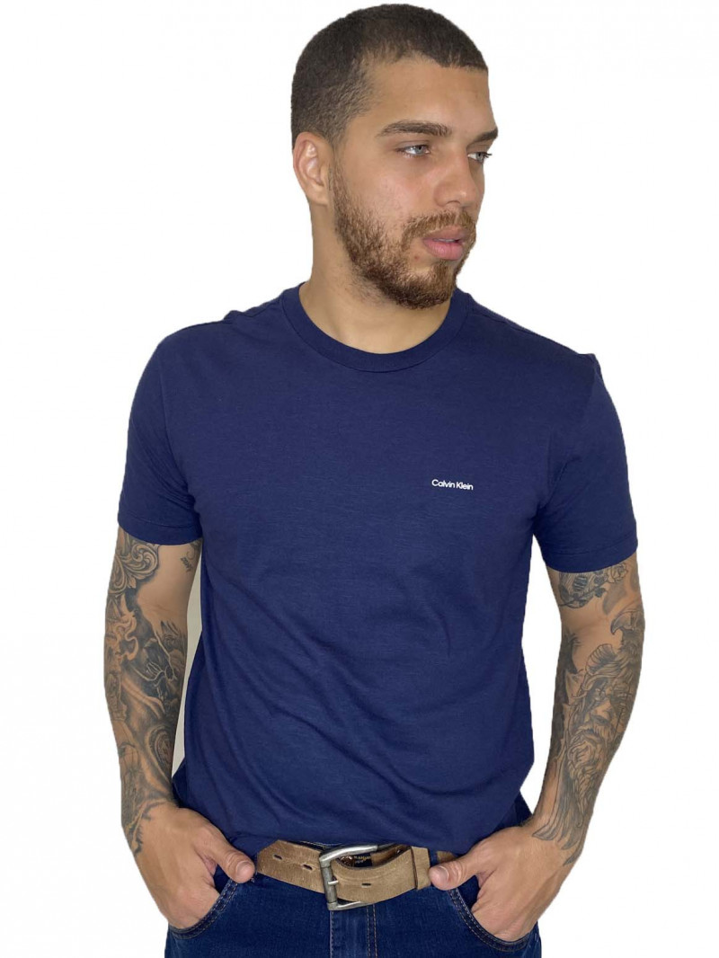 Camiseta Calvin Klein Básica - Azul Marinho - Camisetas